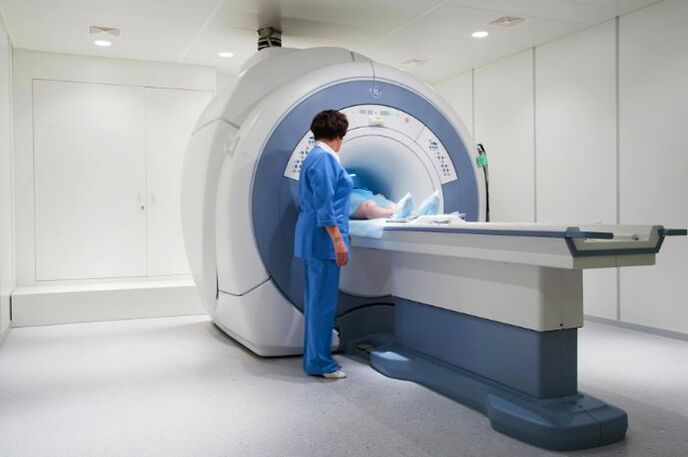 Diagnosi MRI di osteocondrosi toracica
